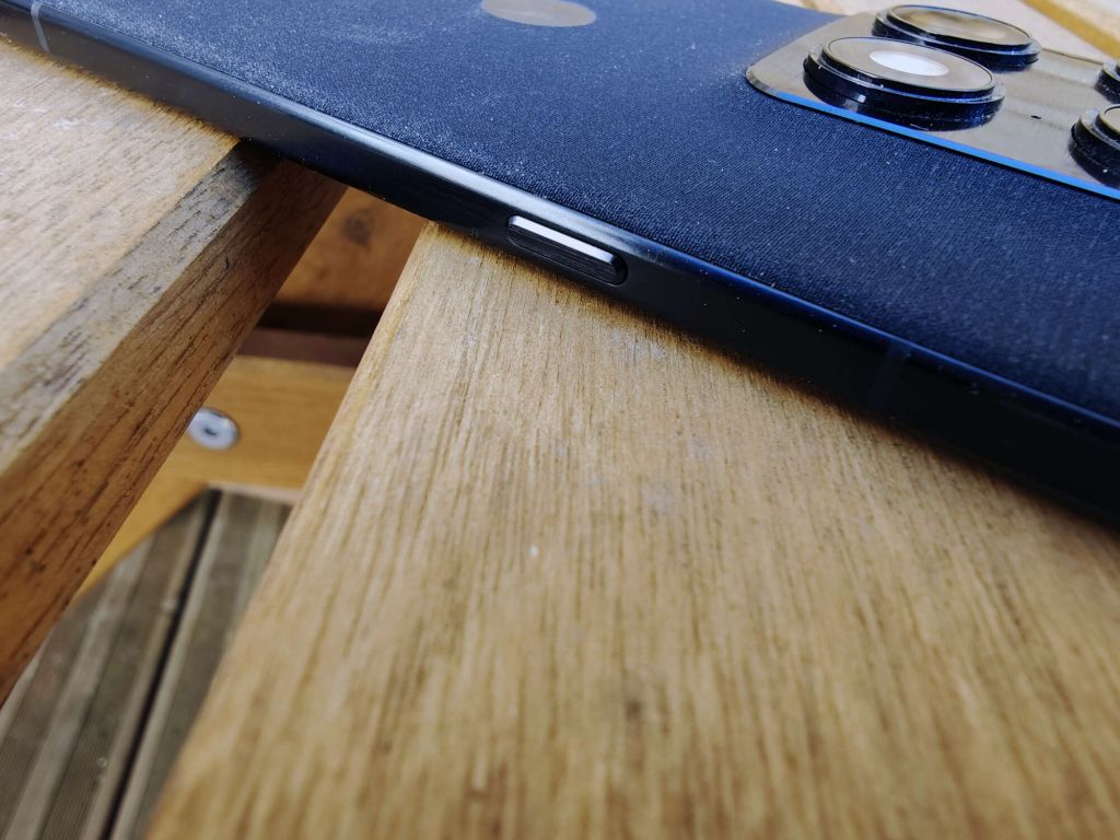 Motorola Signature