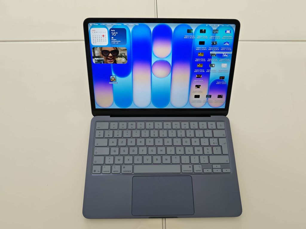 Test Apple MacBook Neo