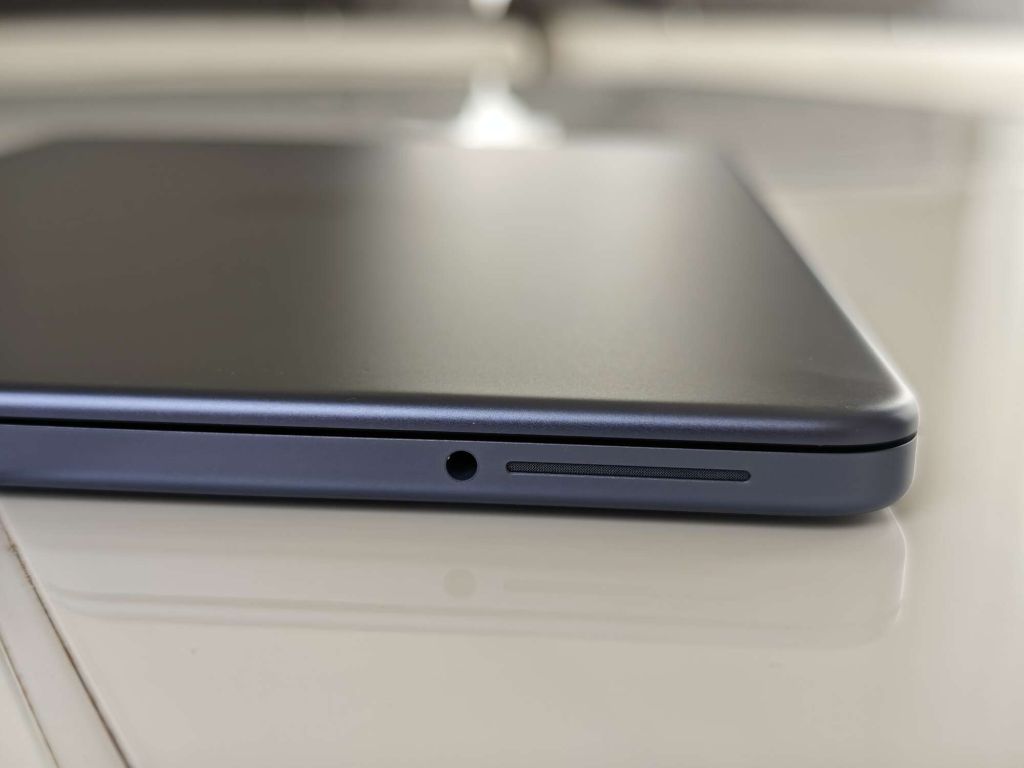 Test Apple MacBook Neo