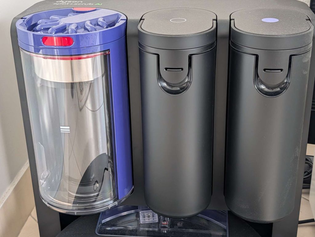 Test Dyson Spot + Scrub AI