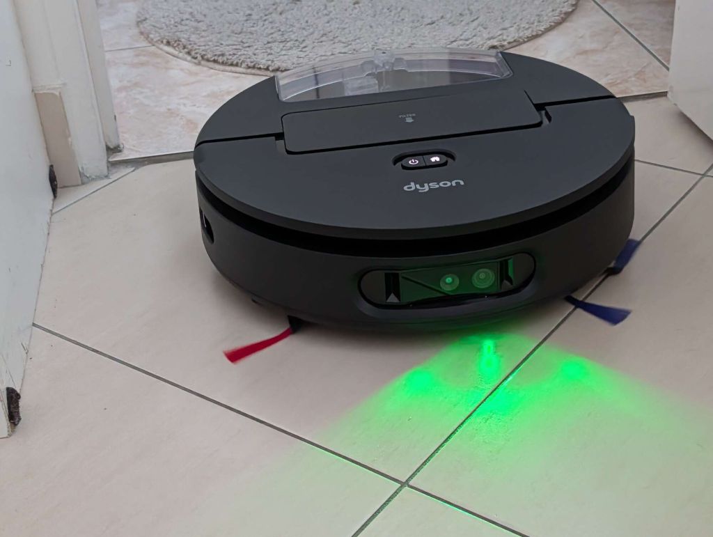 Test Dyson Spot + Scrub AI