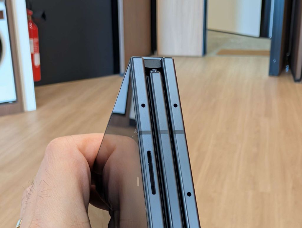 Test Samsung Galaxy Trifold