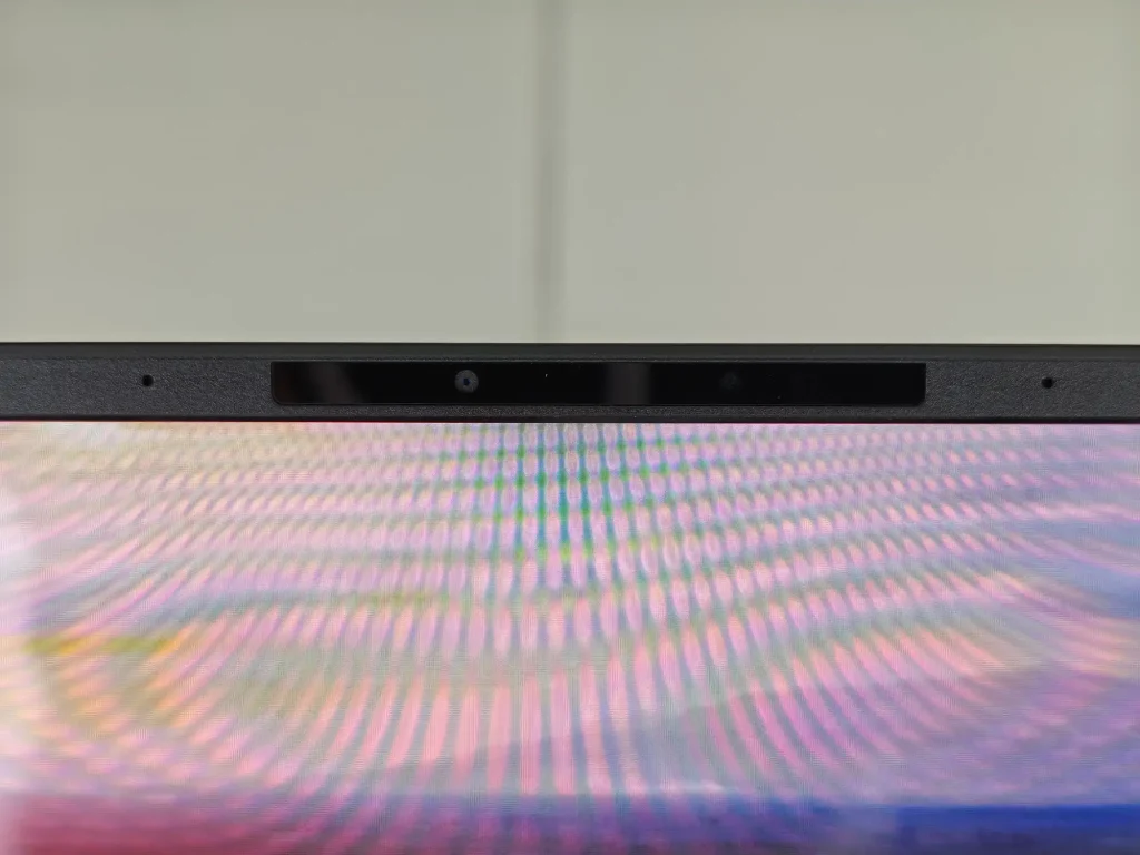 Test Asus Zenbook A16 2026