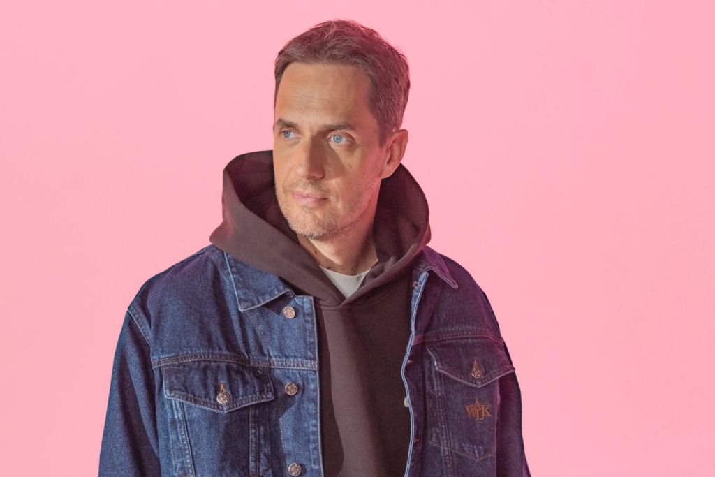 Grand Corps Malade, Voir la mer : “J’ai grandi en banlieue, à Saint-Denis, où la vanne est un art de vivre”