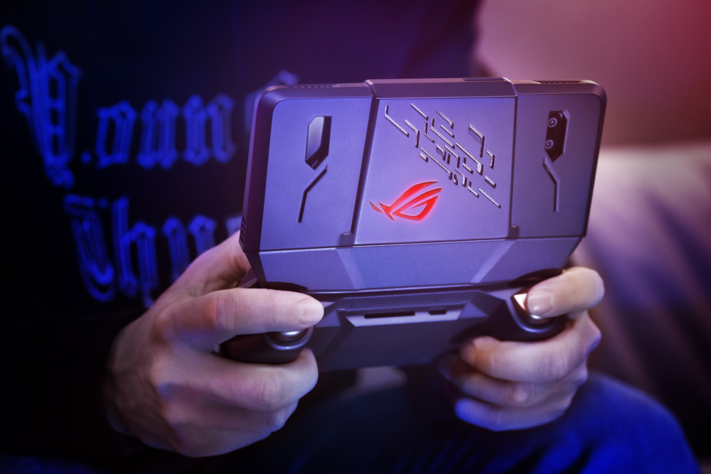Asus dévoile le ROG Phone, son premier smartphone gamer