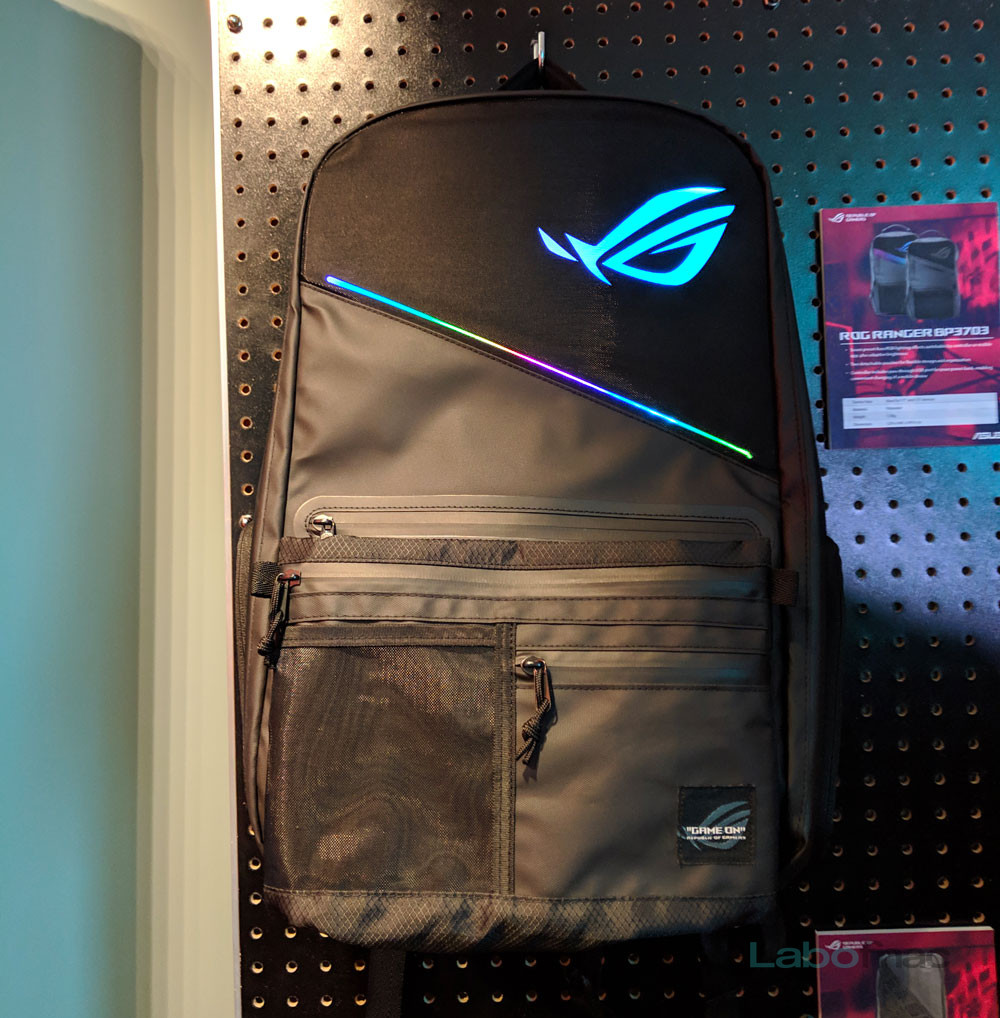 CES 2019 - Asus ROG Ranger : un sac à dos avec des LED pour les gamers