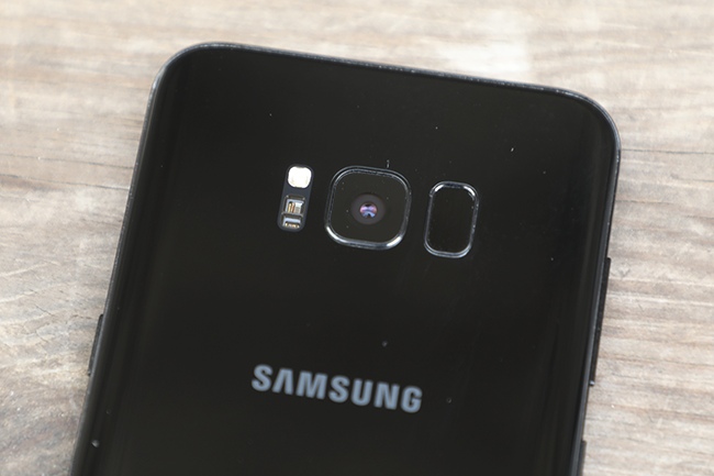 Galaxy S8/S8+ : un bug contraint Samsung à stopper le déploiement d'Oreo