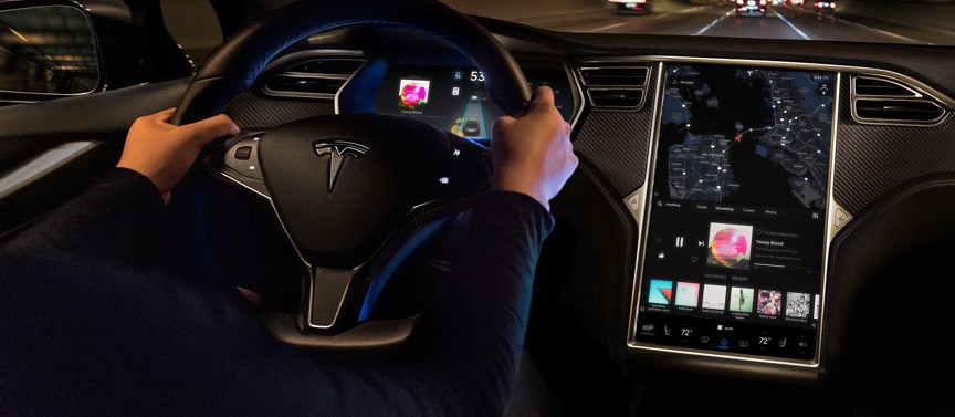 Netflix et YouTube se font une place dans les voitures Tesla