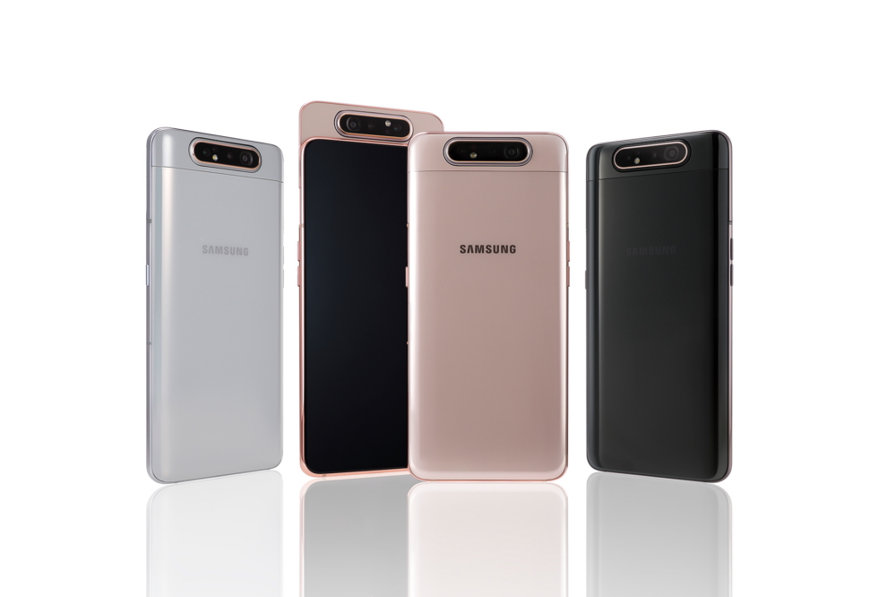 Samsung Galaxy A80 : un bloc photo coulissant et rotatif pour les selfies