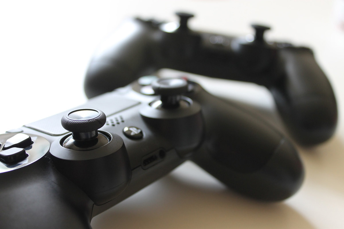 Sony : la PlayStation 4 franchit la barre des 100 millions d'unités vendues