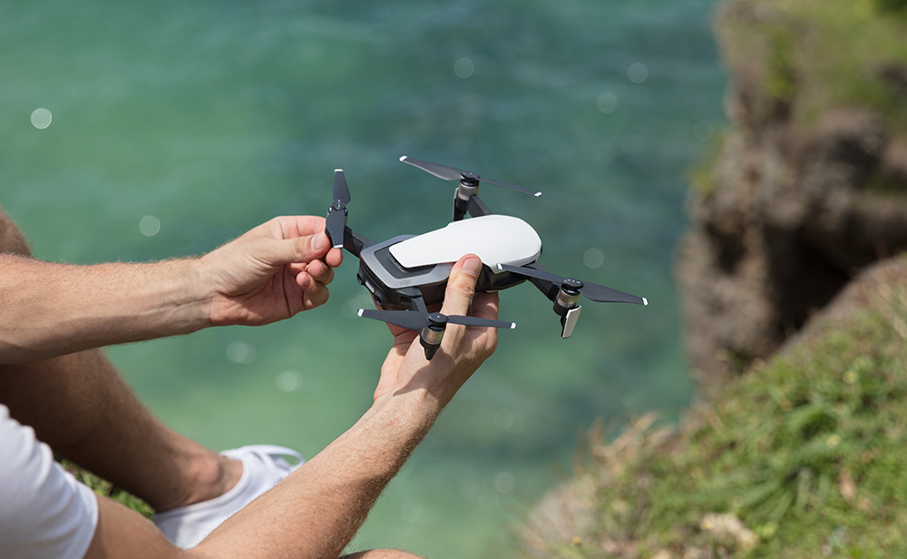 Une formation est désormais obligatoire pour piloter de gros drones